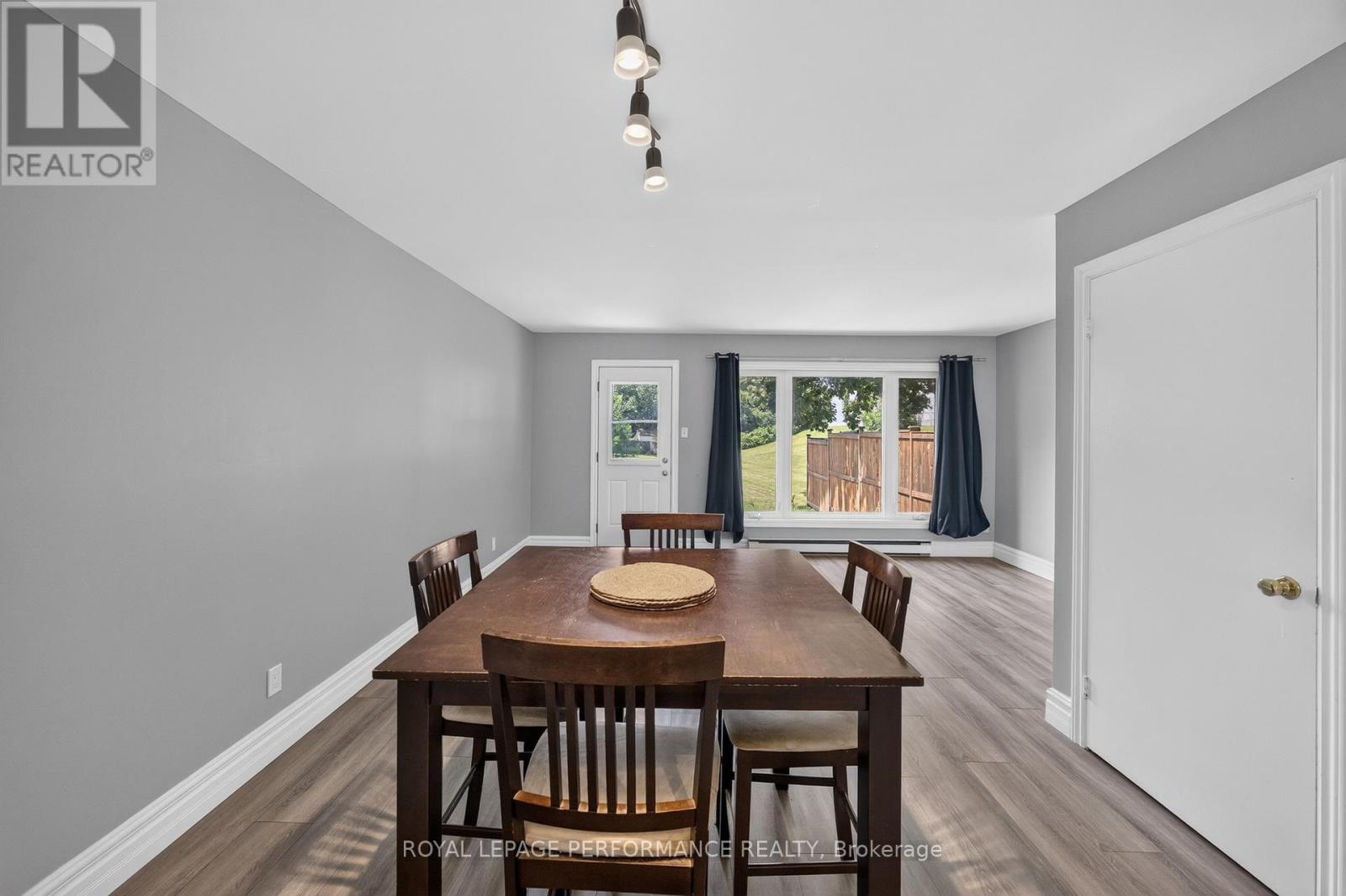 16 - 1304 Alness Court
