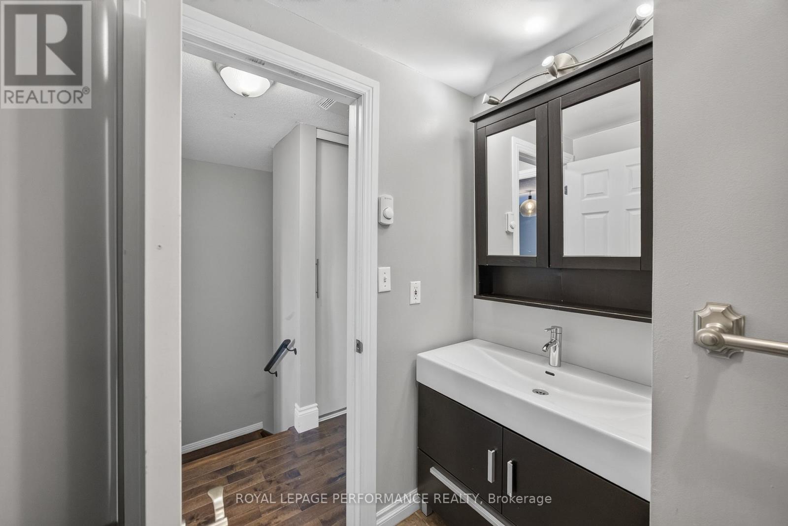 16 - 1304 Alness Court