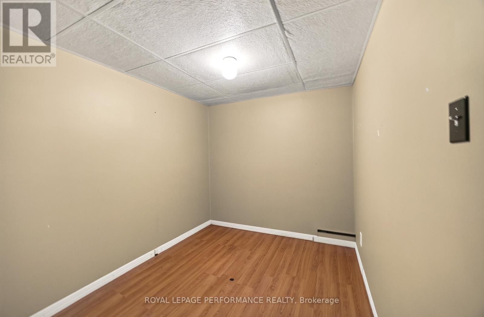 16 - 1304 Alness Court