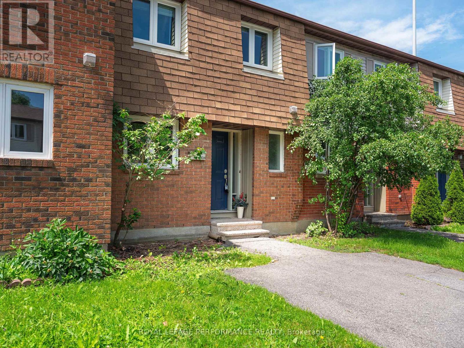 16 - 1304 Alness Court