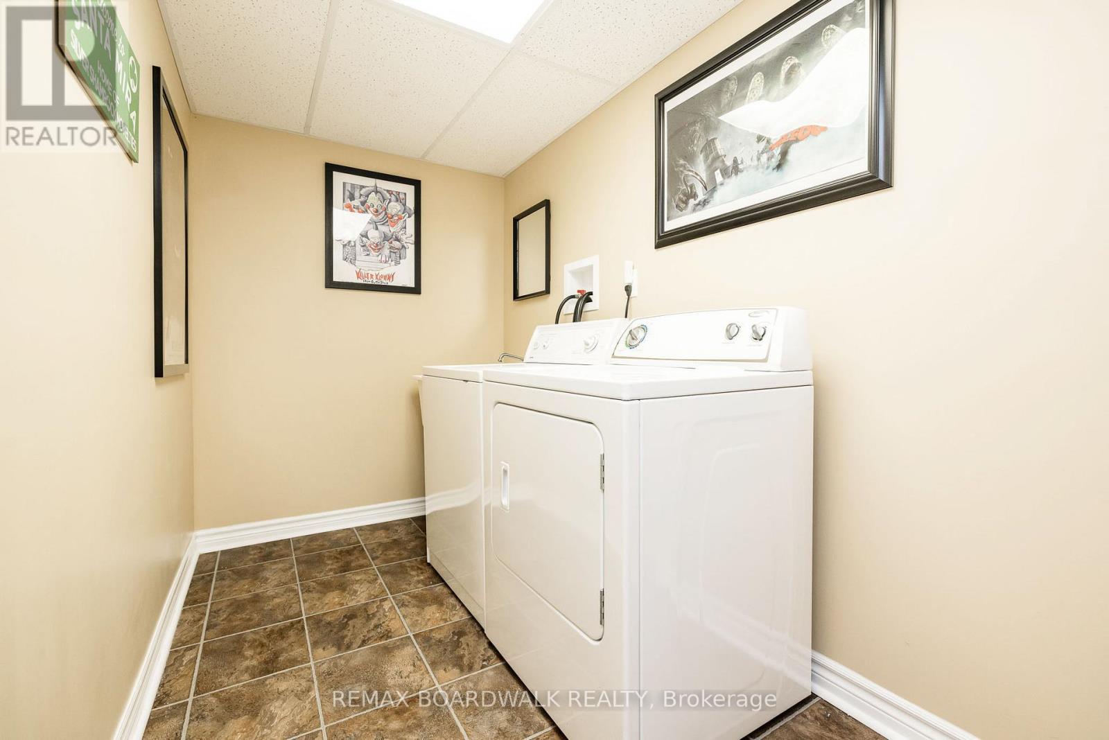 3 Bed, 2 Bath House for Sale in Ottawa – 477 EDGEWORTH AVENUE, Ottawa – MLS# X13525472 - Image 18