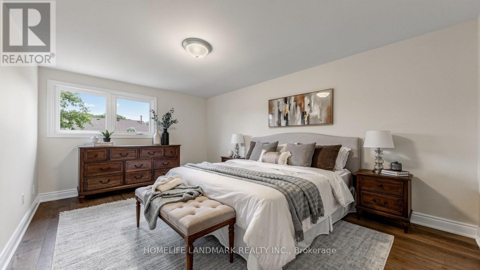 31 FULLERTON CRESCENT - Image 27