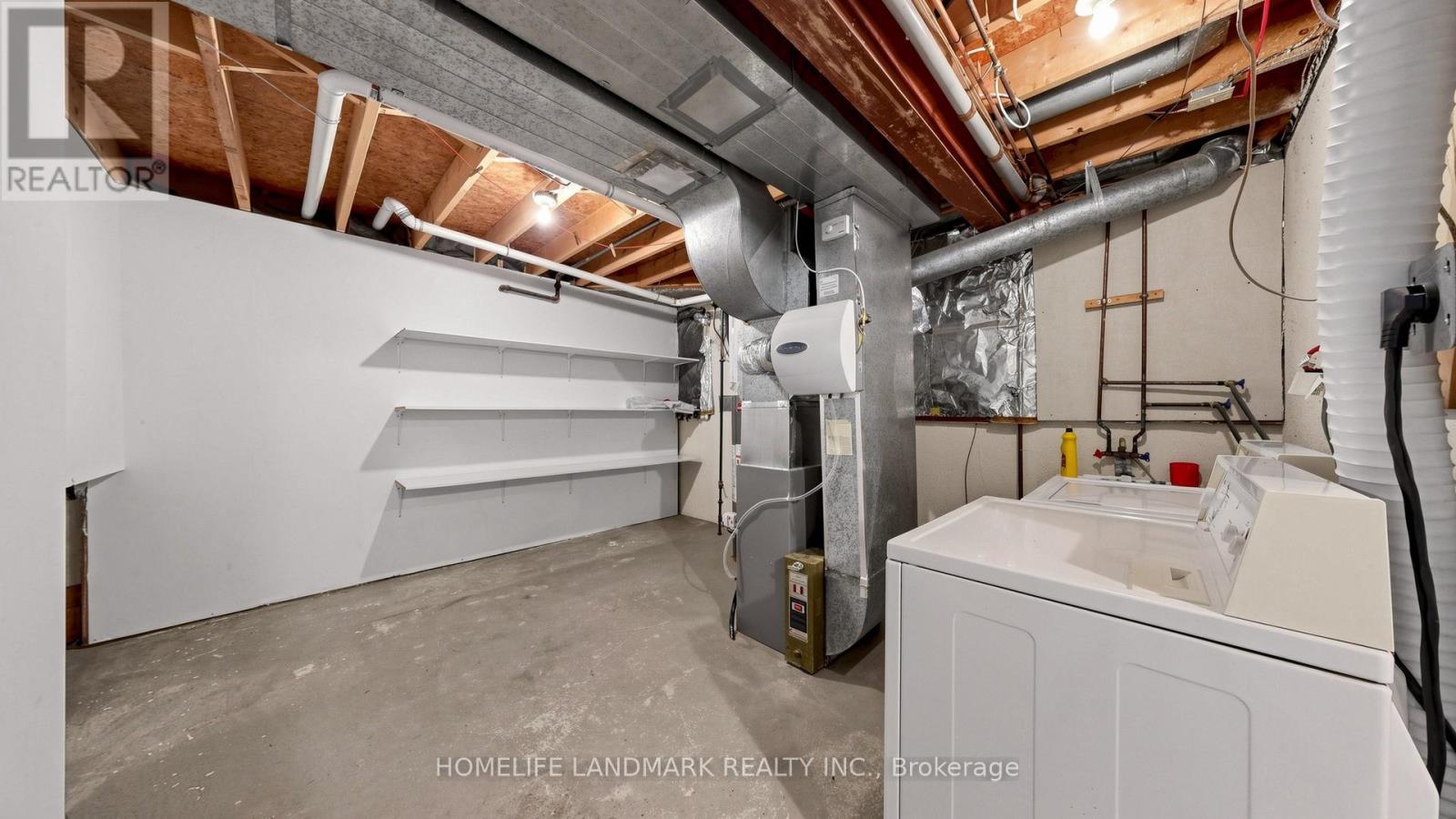 31 FULLERTON CRESCENT - Image 45