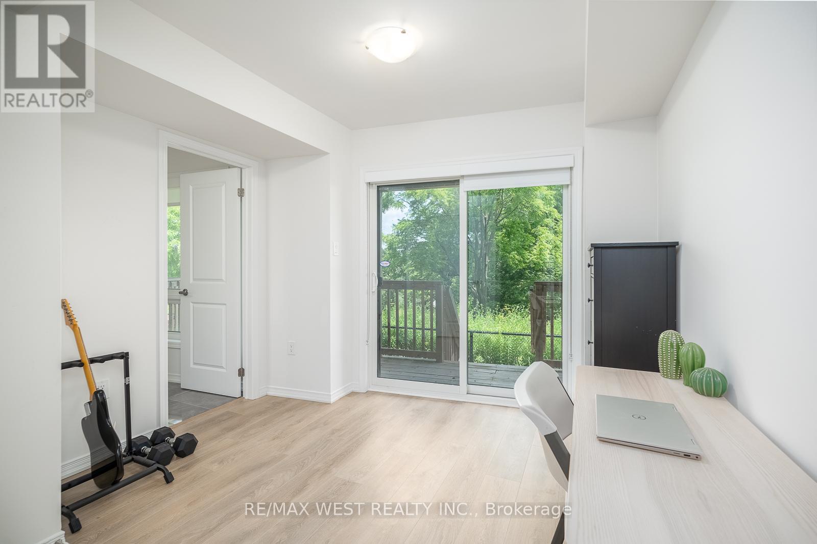 57 WOODSTREAM DRIVE - 41
