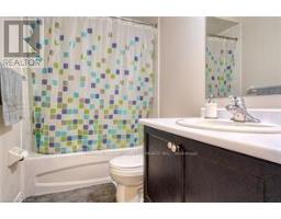 204 - 272 Georgian Drive, Oakville, ON L6H0K4 Photo 11
