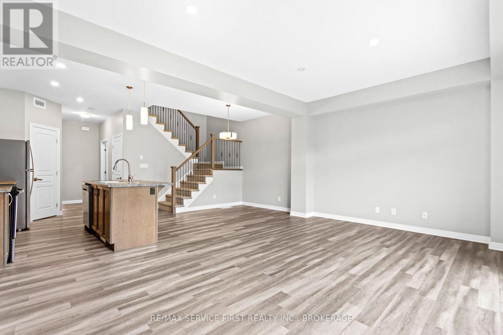 1373 TREMONT DRIVE - 11