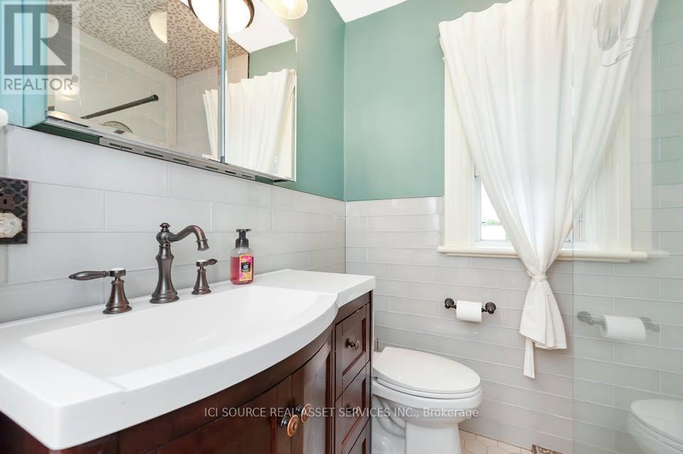 3 Bed, 1 Bath Multi-Family for Rent in Ottawa – 378 FIRST AVENUE, Ottawa – MLS# X13525428 - Image 19