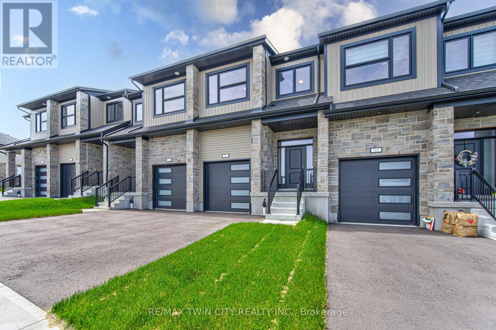 167 DUNNIGAN DRIVE - 1