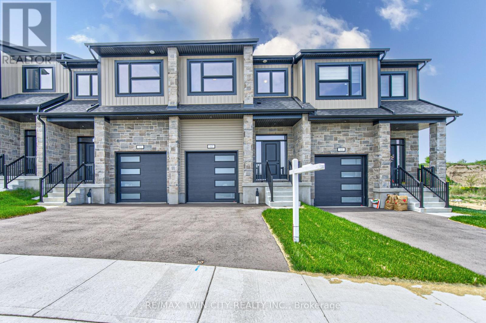 167 DUNNIGAN DRIVE - 2