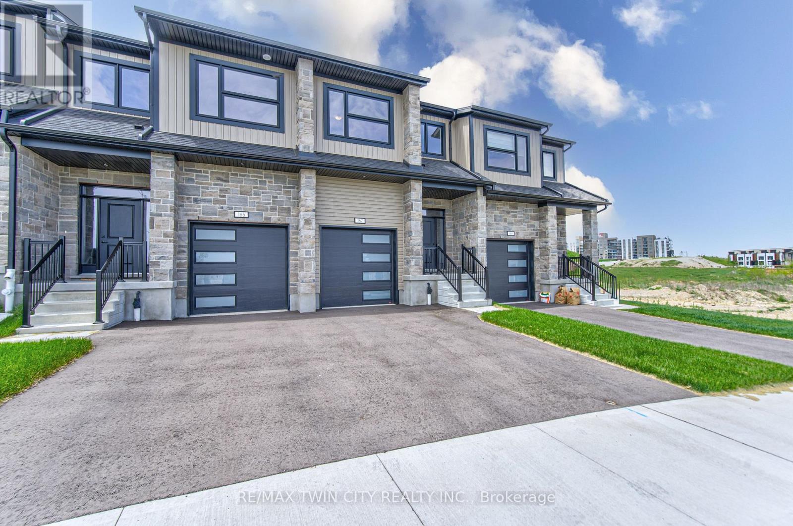 167 DUNNIGAN DRIVE - 3