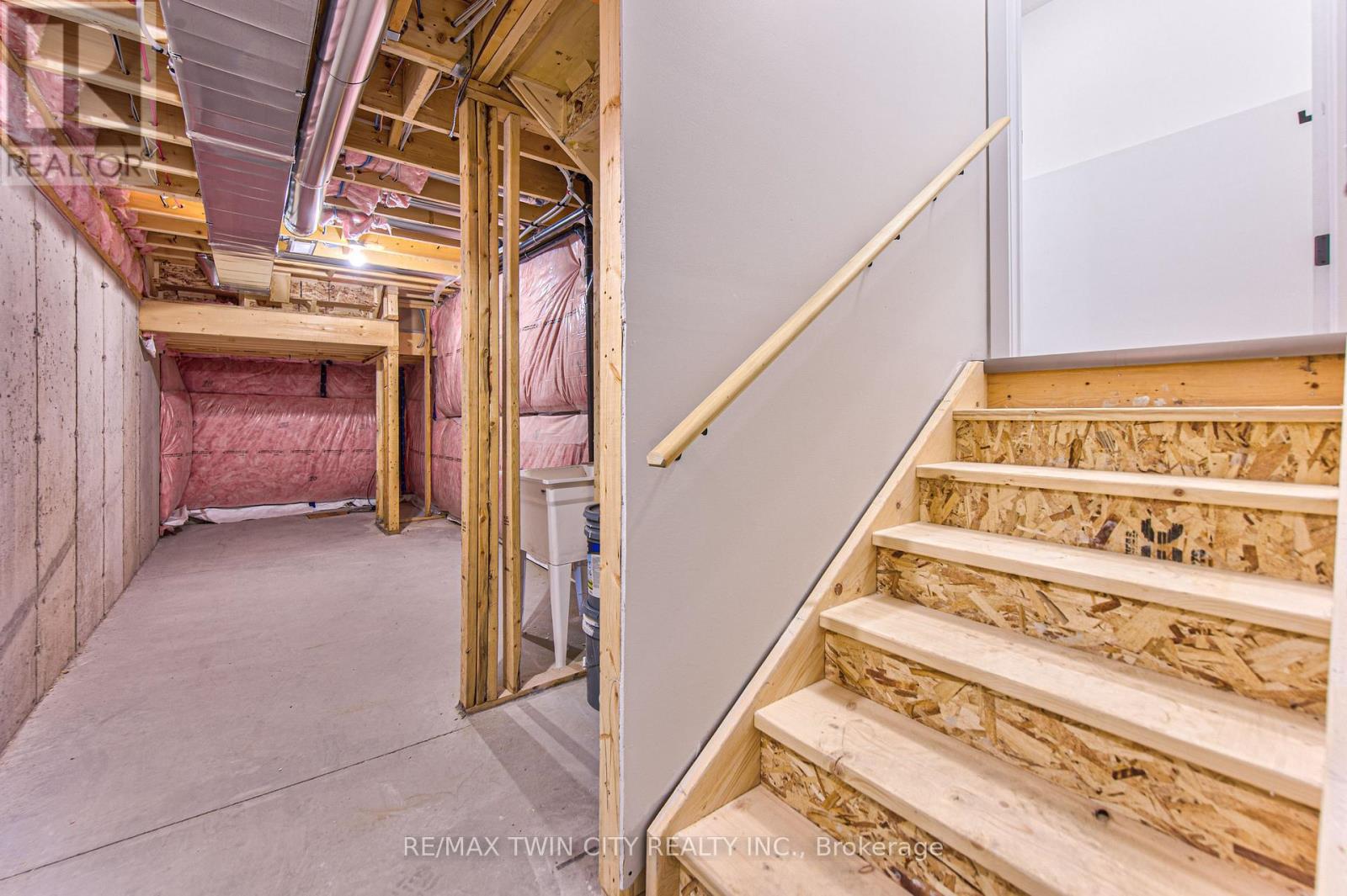 167 DUNNIGAN DRIVE - 37