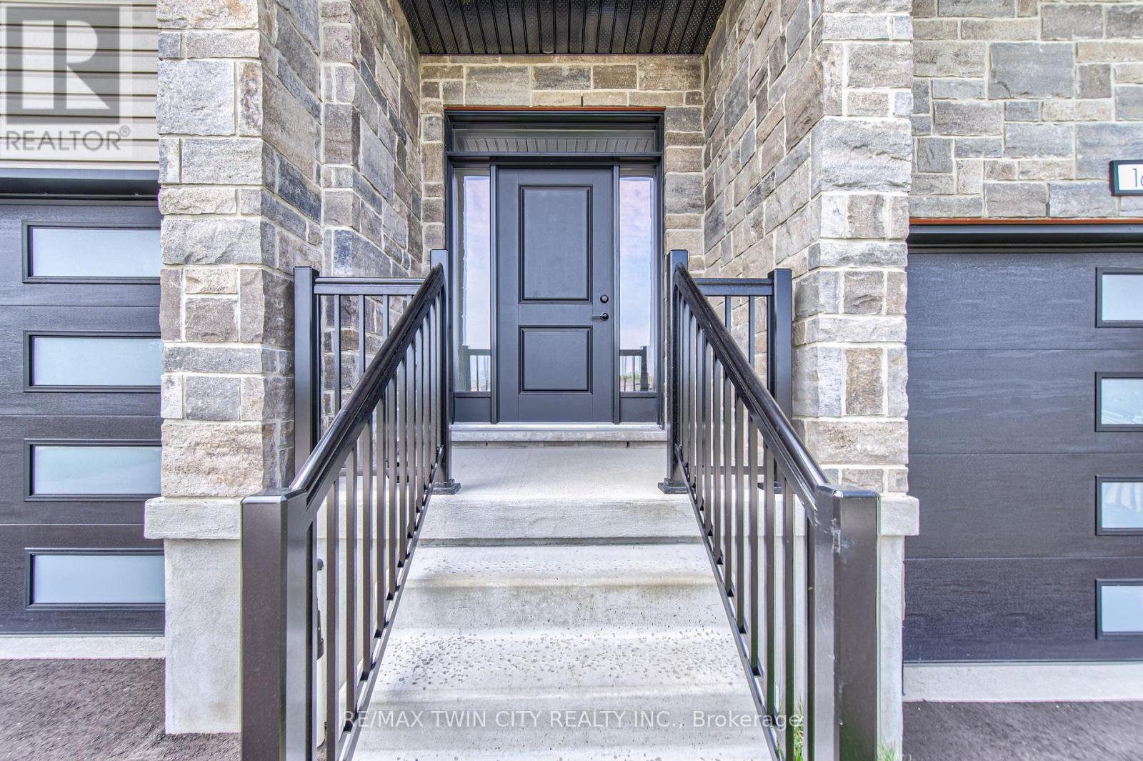 167 DUNNIGAN DRIVE - 4