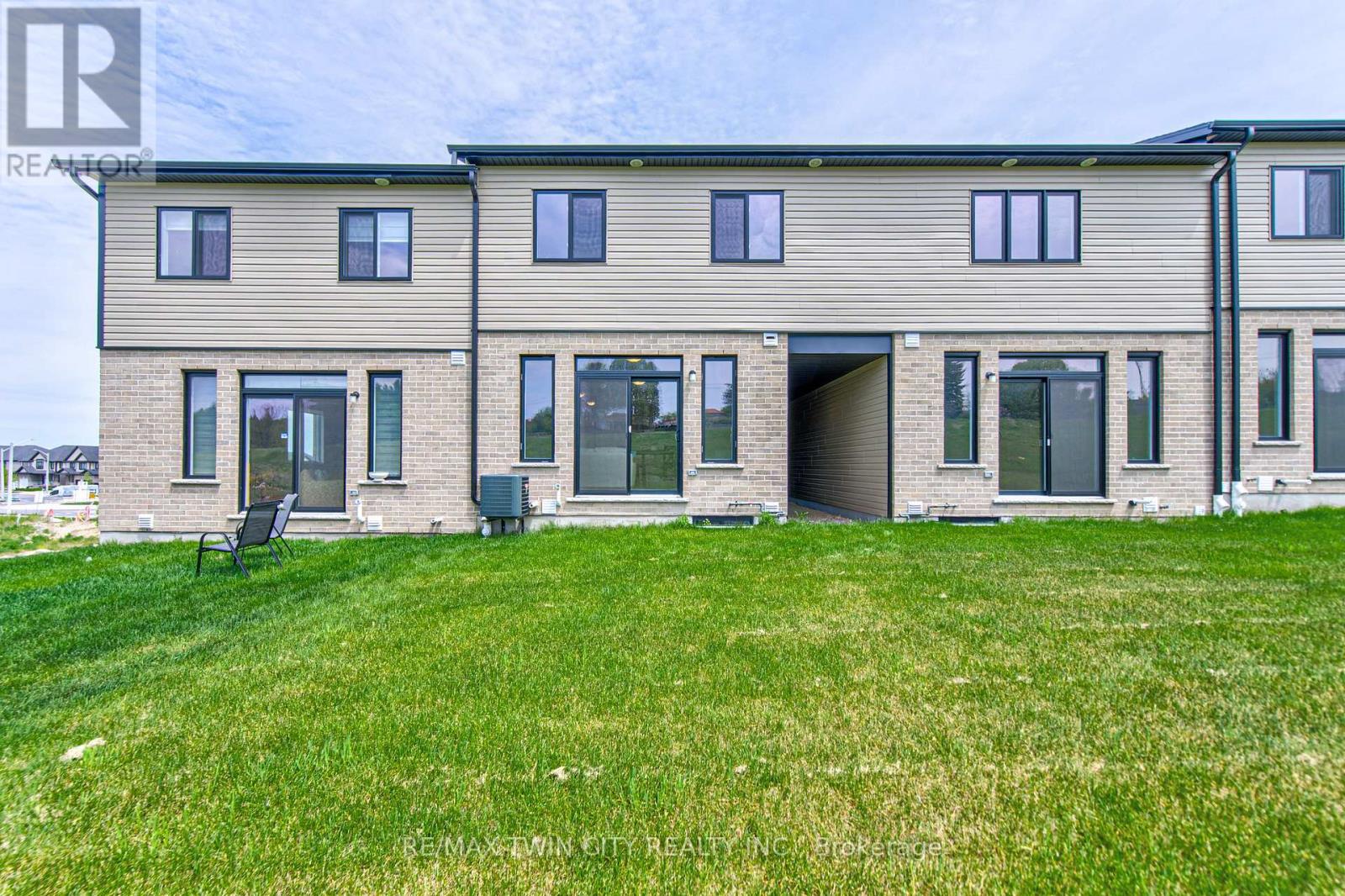 167 DUNNIGAN DRIVE - 42