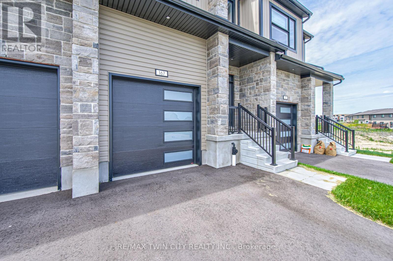 167 DUNNIGAN DRIVE - 6