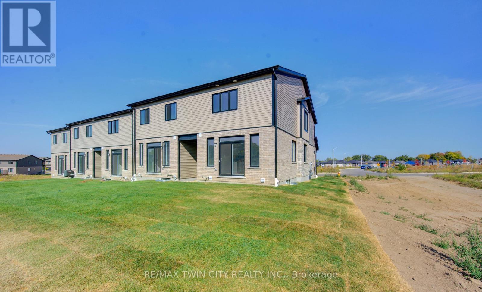161 DUNNIGAN DRIVE - 38
