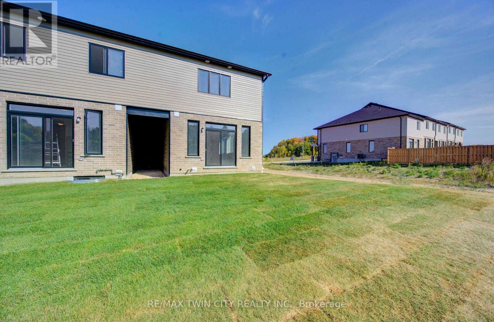 161 DUNNIGAN DRIVE - 40