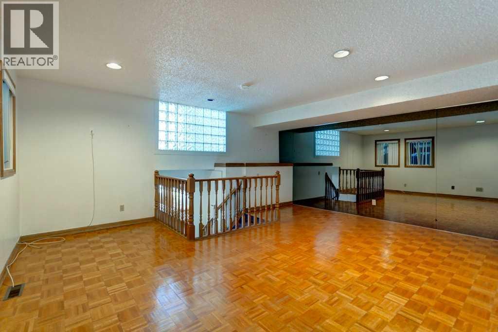 1921 6 Street SE - 25