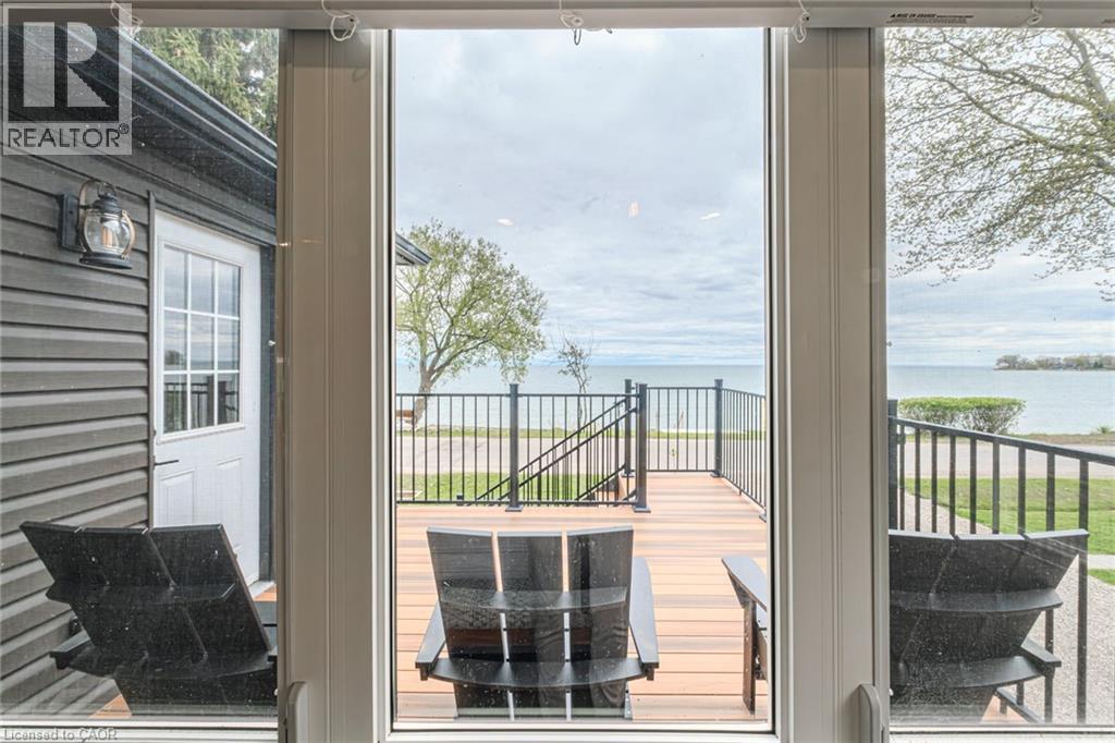 1231 LAKESHORE Road - 24