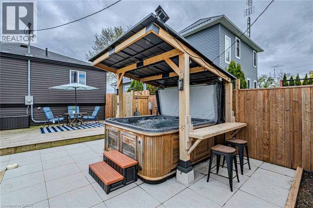 1231 LAKESHORE Road - 38