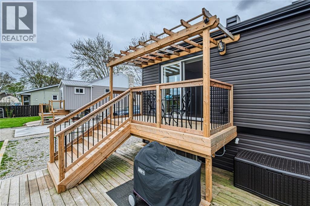 1231 LAKESHORE Road - 34