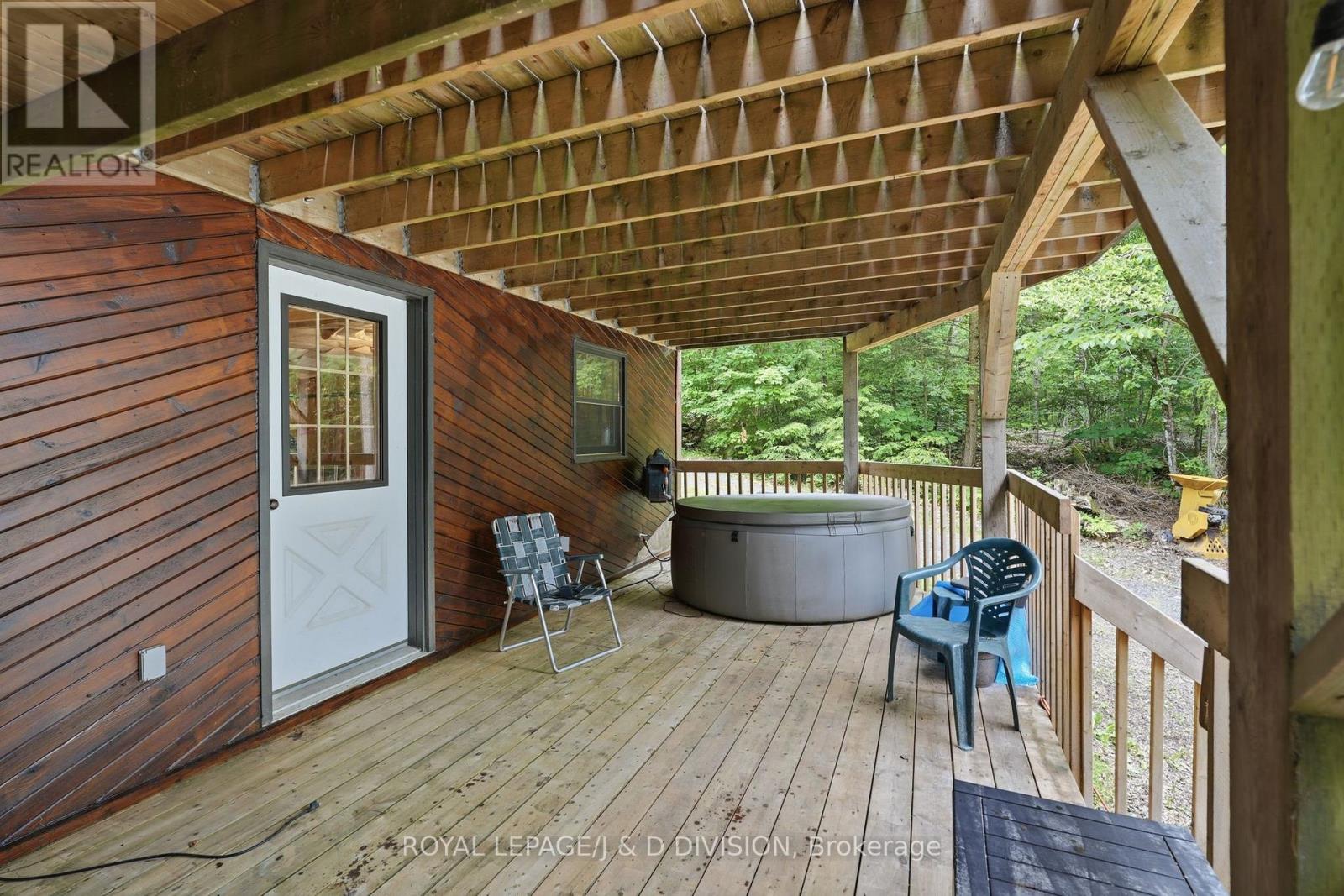 186 BLACKSTONE LAKE, WATER - 27