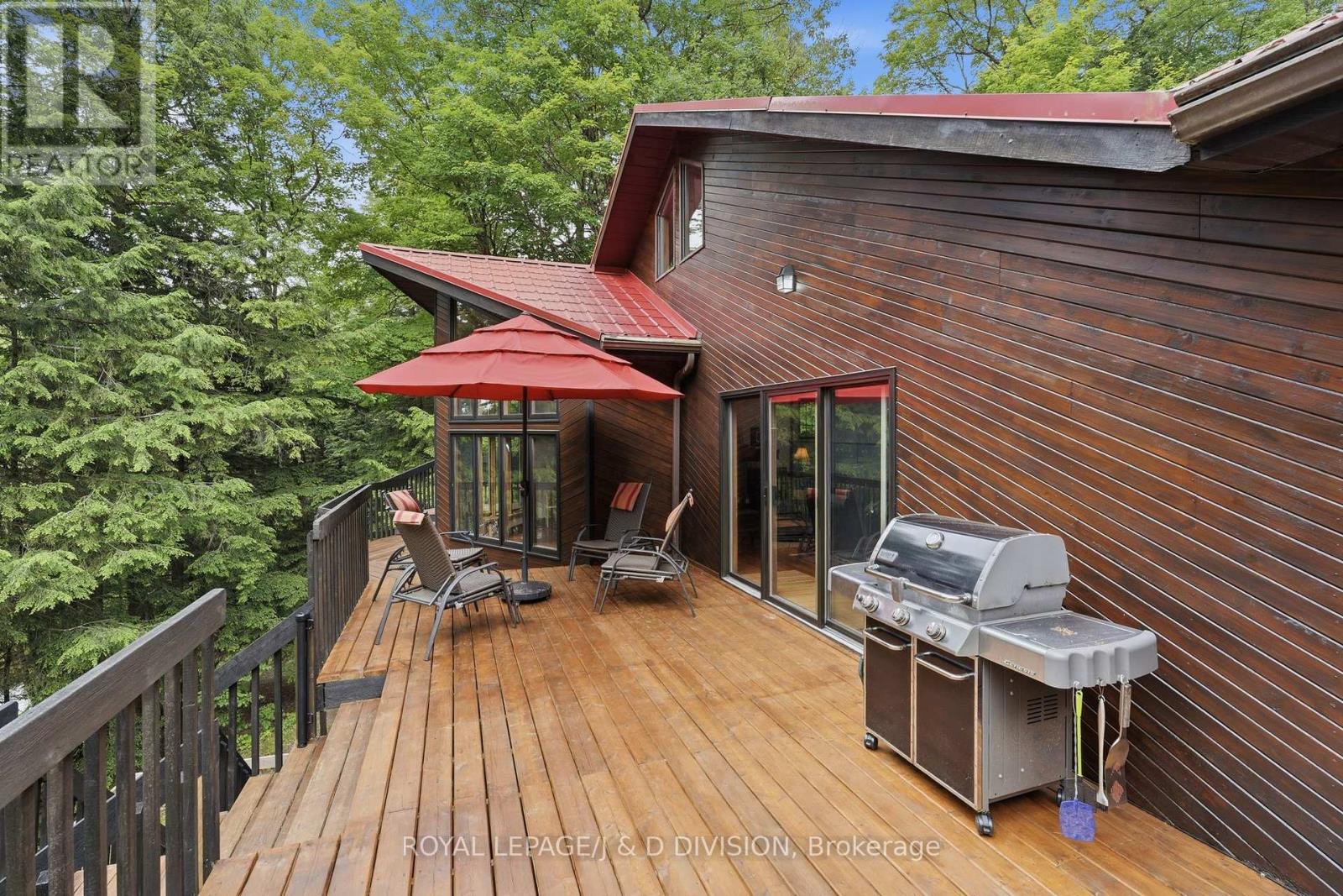 186 BLACKSTONE LAKE, WATER - 26