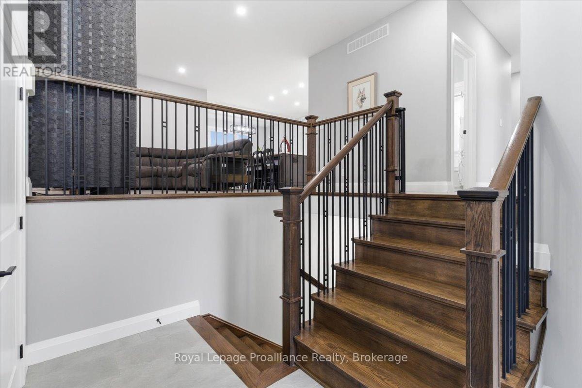 564 WILLETT ROAD - 8