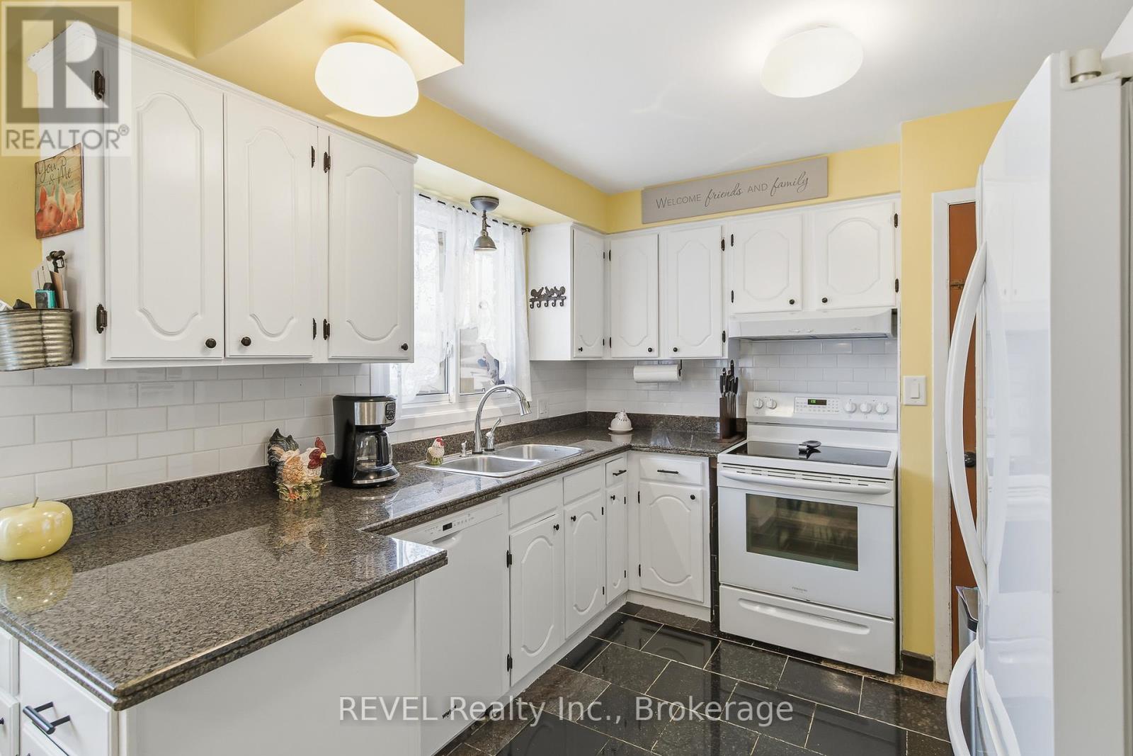 8257 POST ROAD - 7