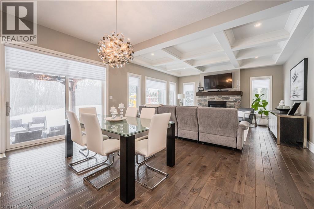 23 HIGHGROVE Court - 12