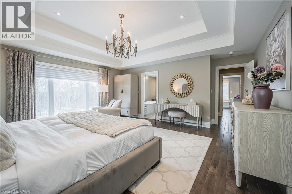 23 HIGHGROVE Court - 33