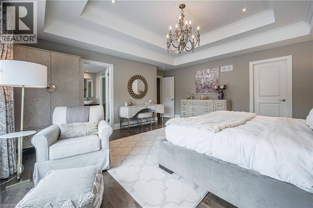 23 HIGHGROVE Court - 34