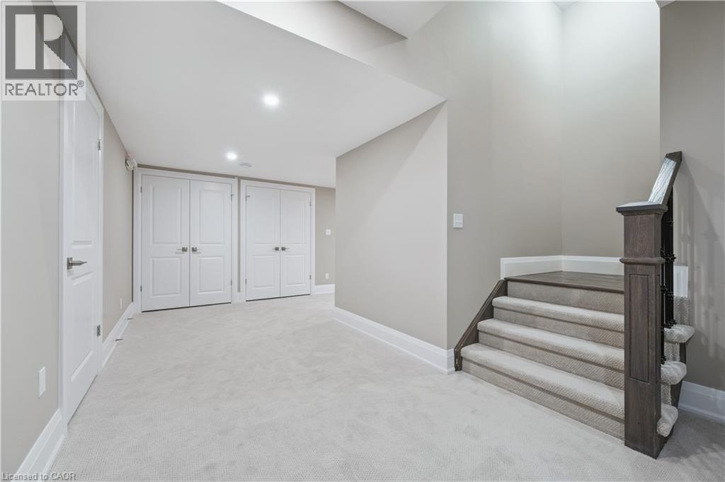 23 HIGHGROVE Court - 46