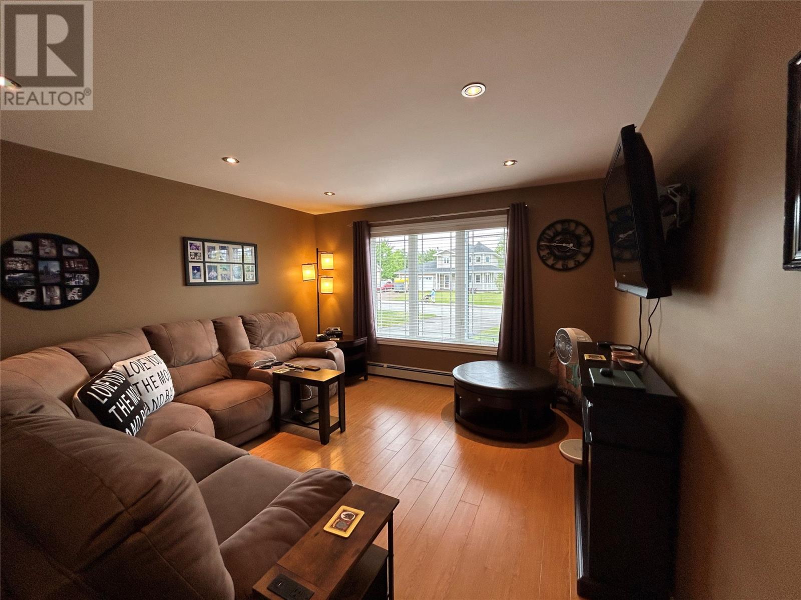 36 Finn Avenue - 26