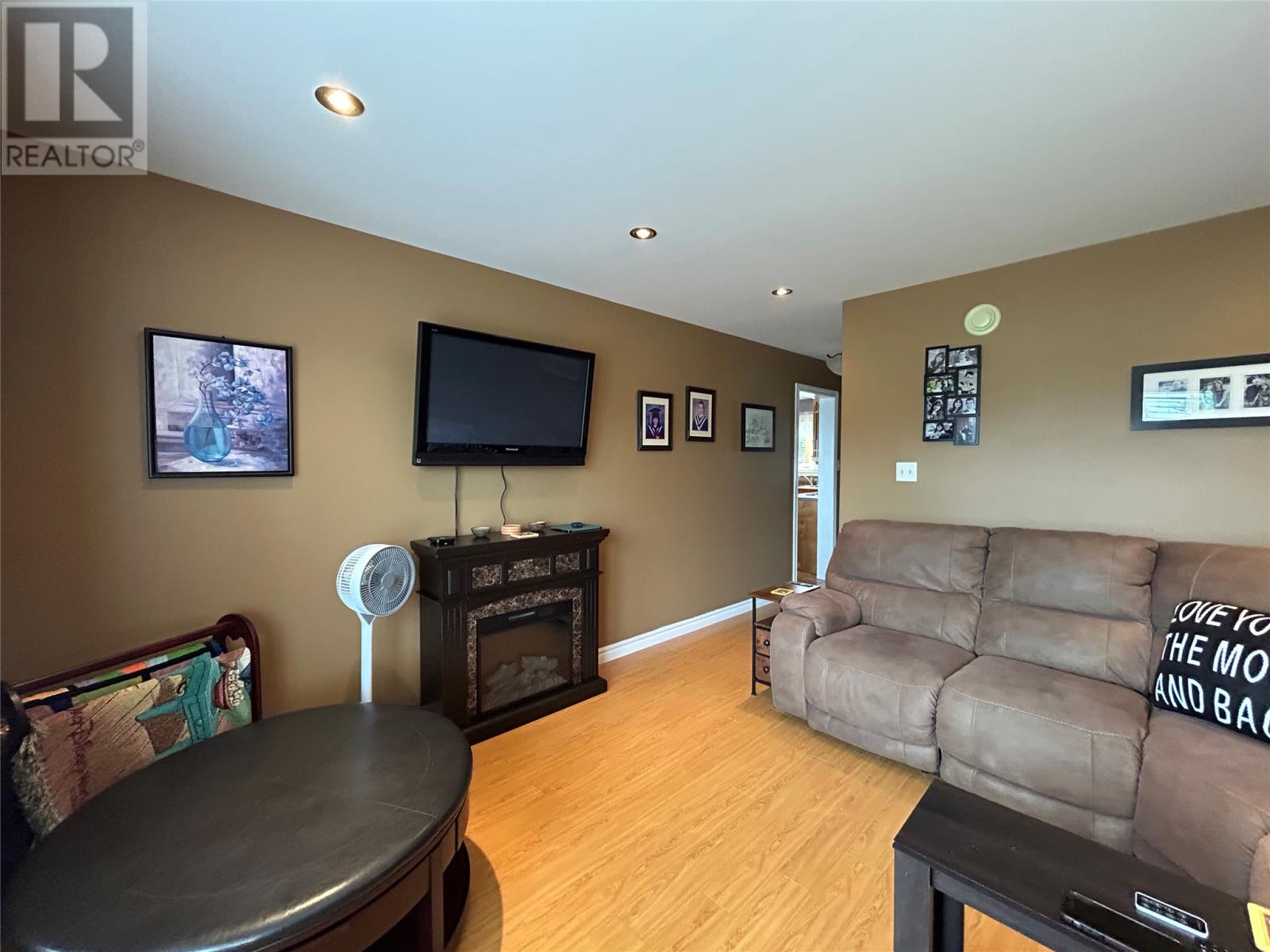 36 Finn Avenue - 27