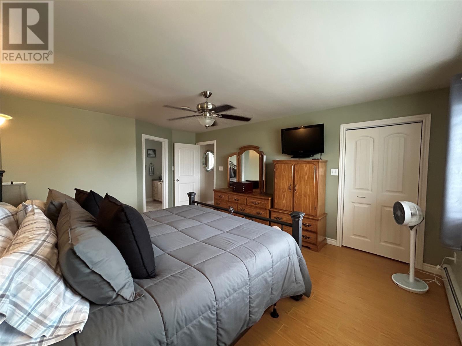 36 Finn Avenue - 36