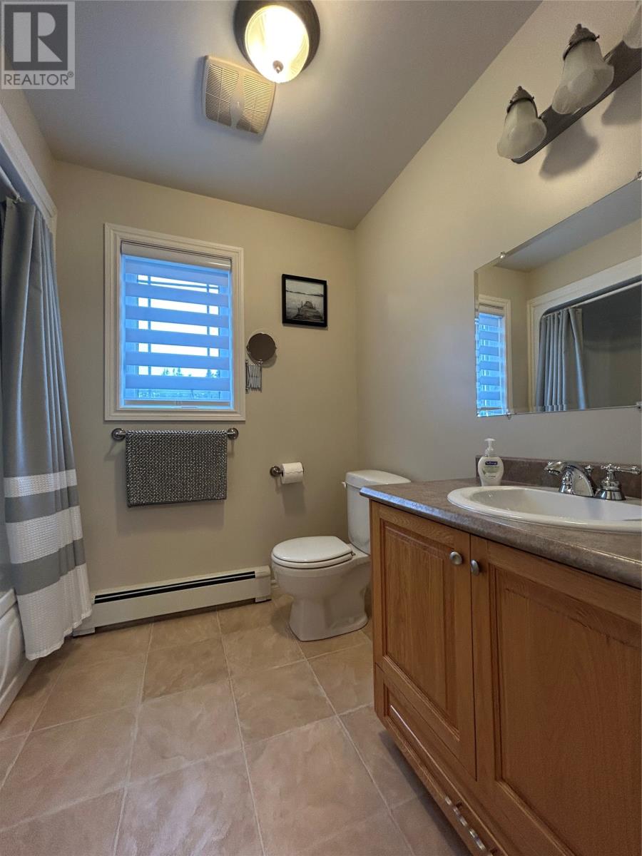 36 Finn Avenue - 45
