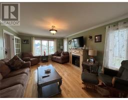 36 Finn Avenue thumbnail 17