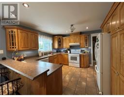36 Finn Avenue thumbnail 25