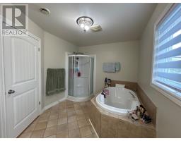 36 Finn Avenue thumbnail 39