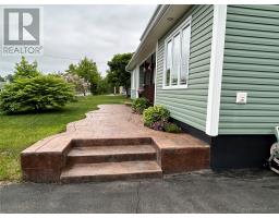 36 Finn Avenue thumbnail 4