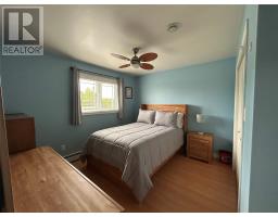 36 Finn Avenue thumbnail 40
