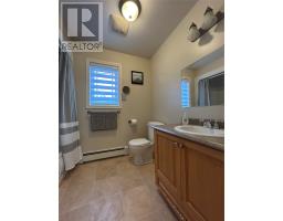 36 Finn Avenue thumbnail 45