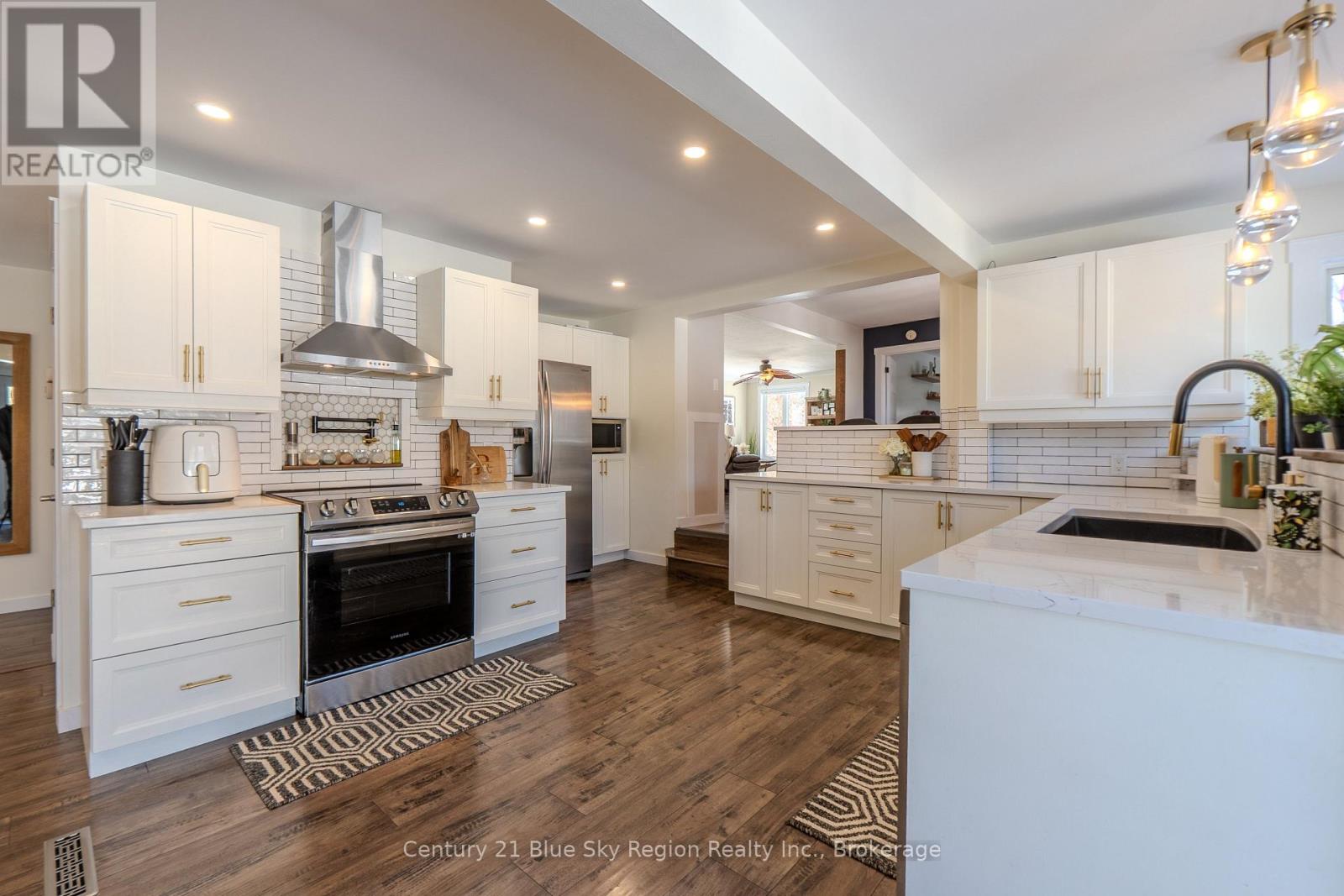 278 TOWER DRIVE - 14