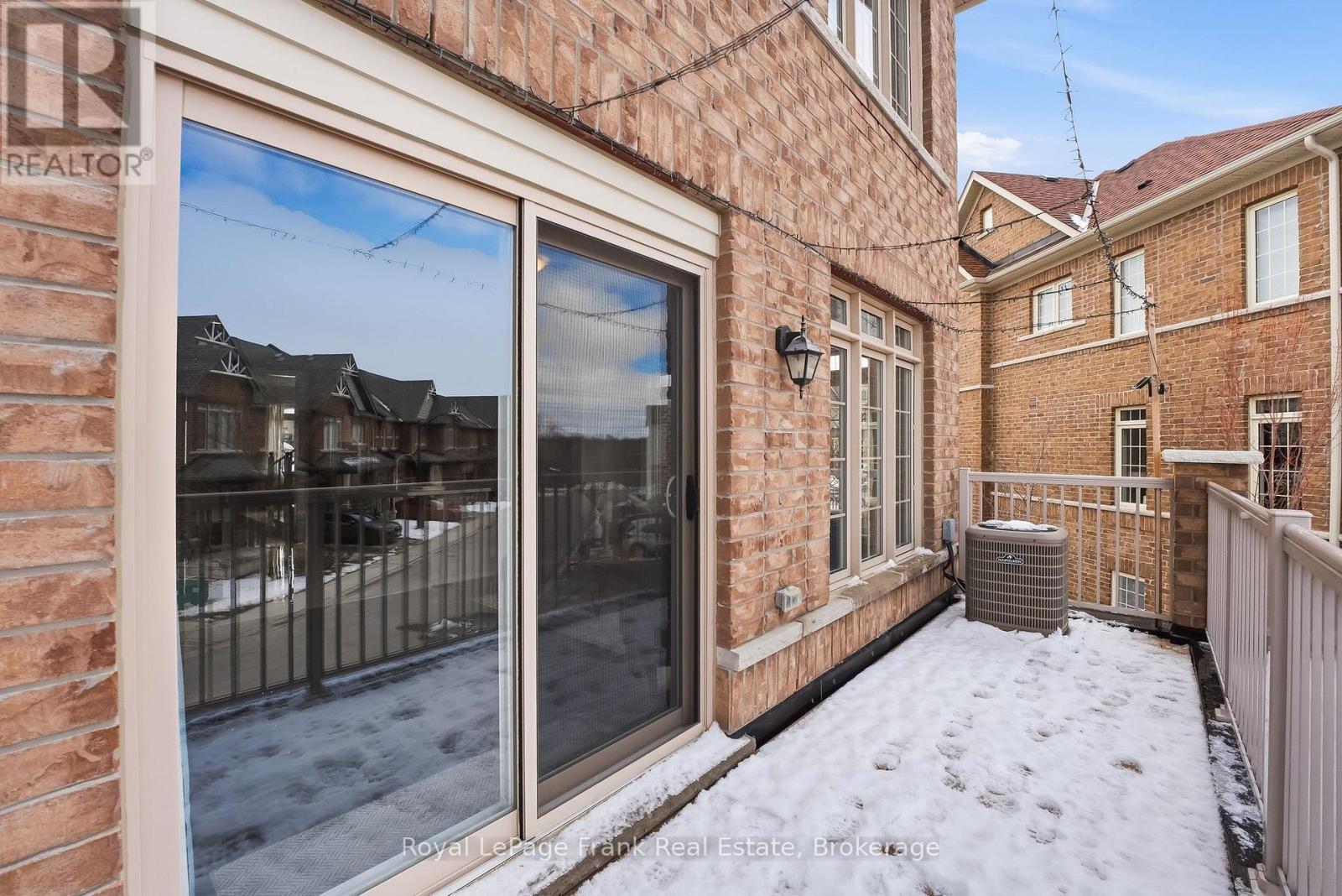 6 ALDRIDGE LANE - 38