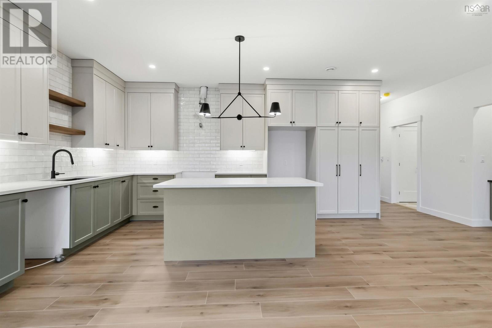 48 Jessome Avenue - 17