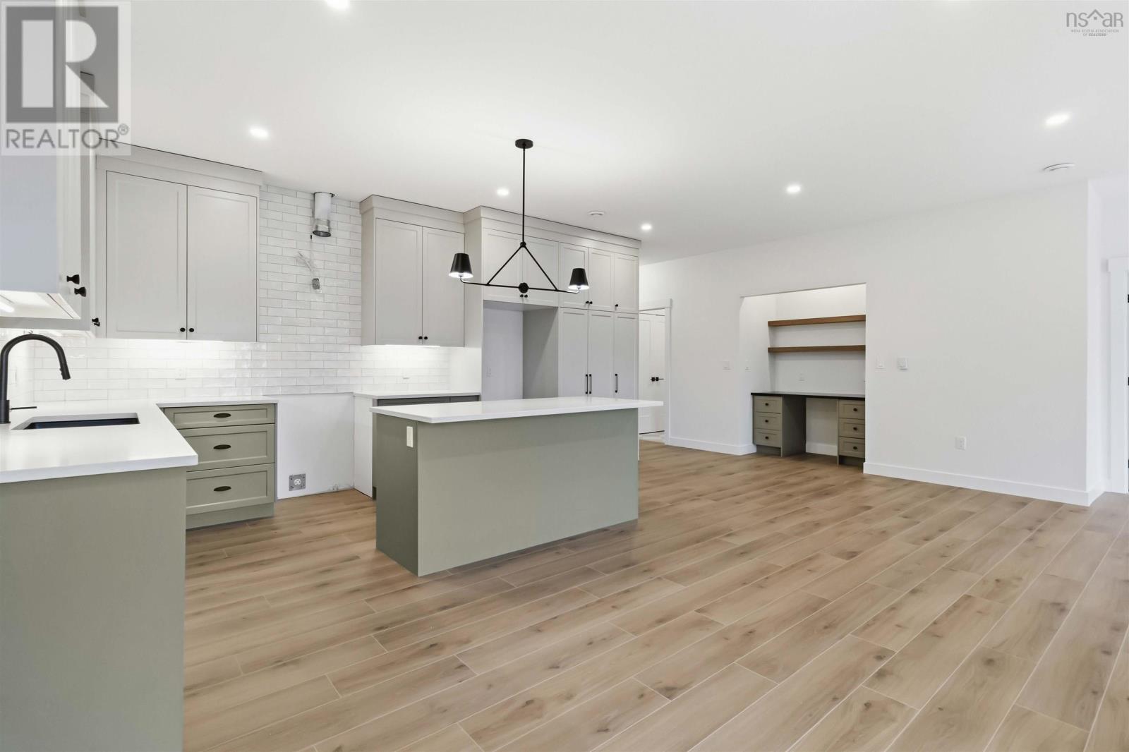 48 Jessome Avenue - 16