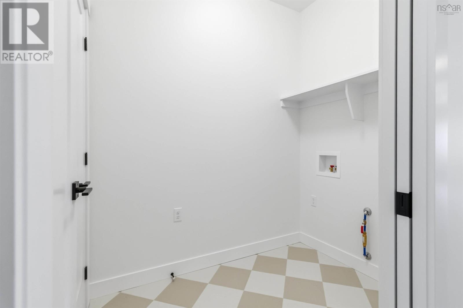 48 Jessome Avenue - 33