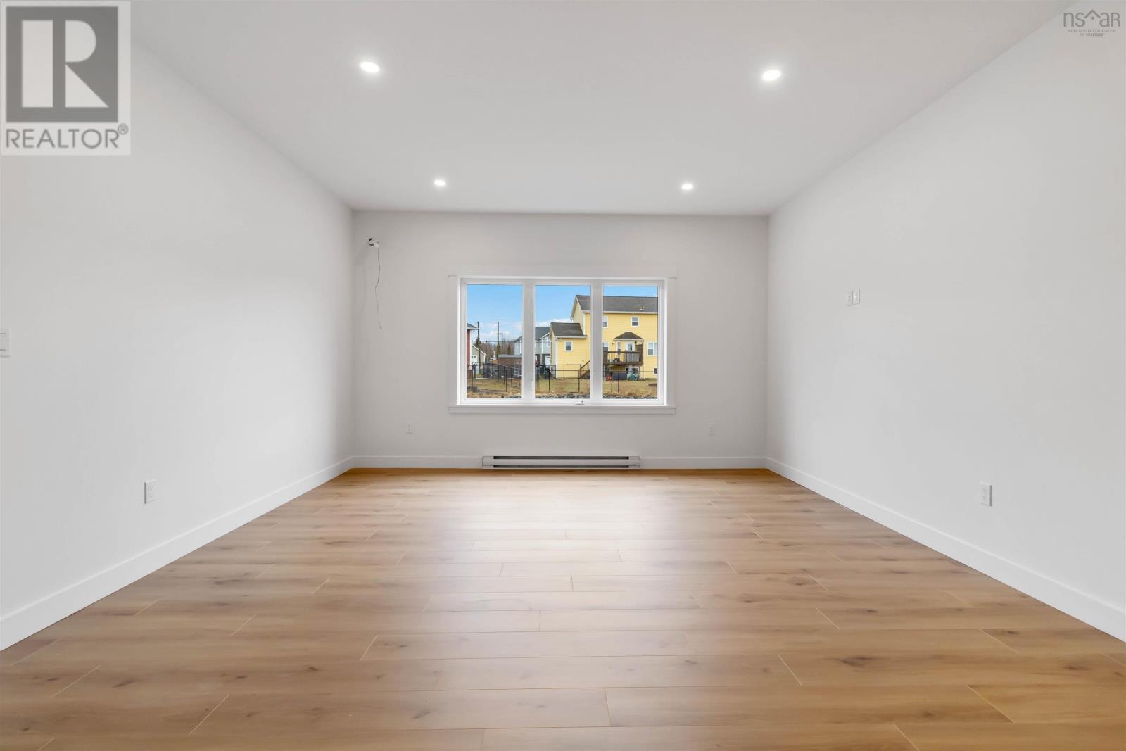 48 Jessome Avenue - 35