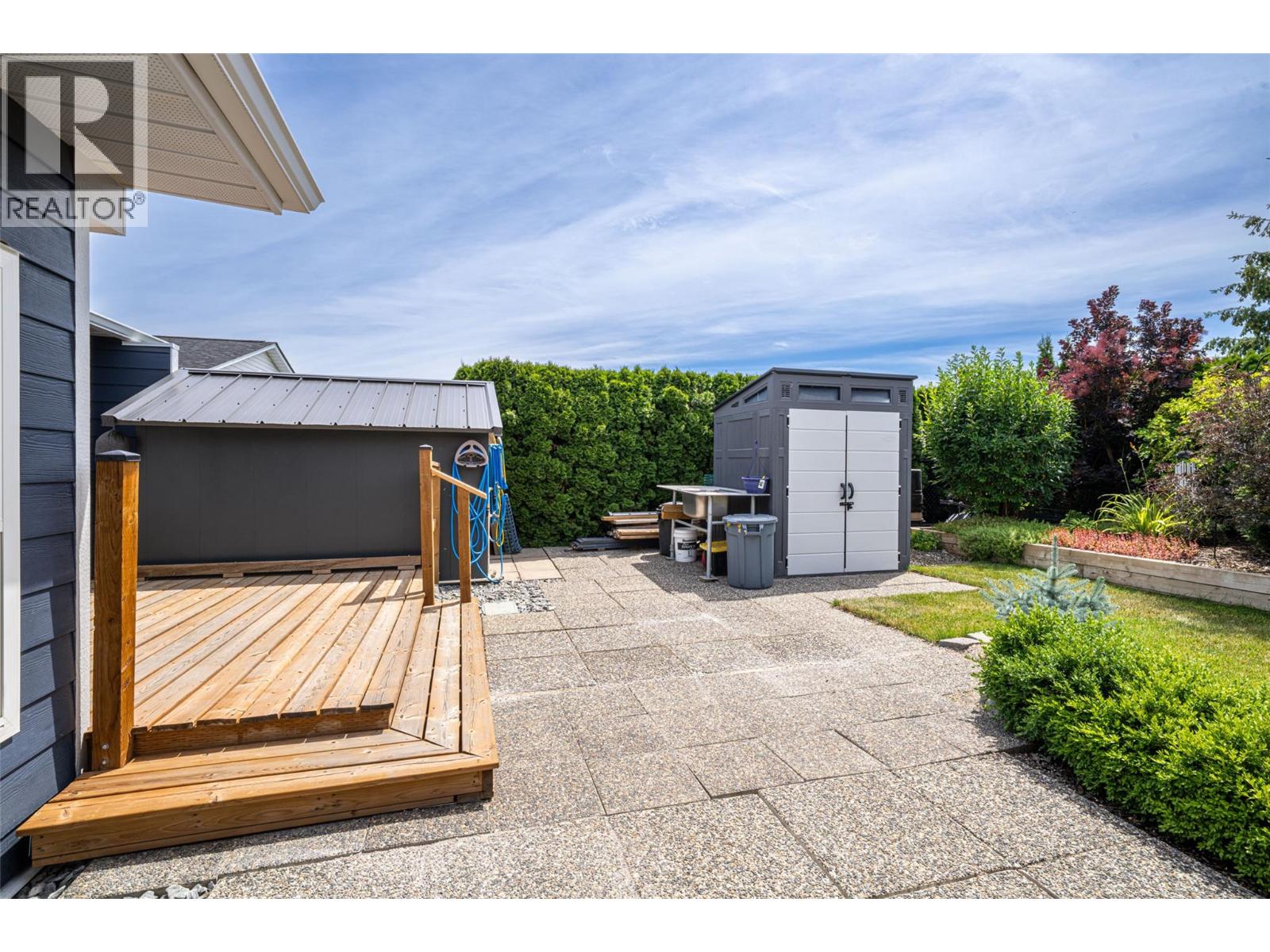839 8th Avenue - 23