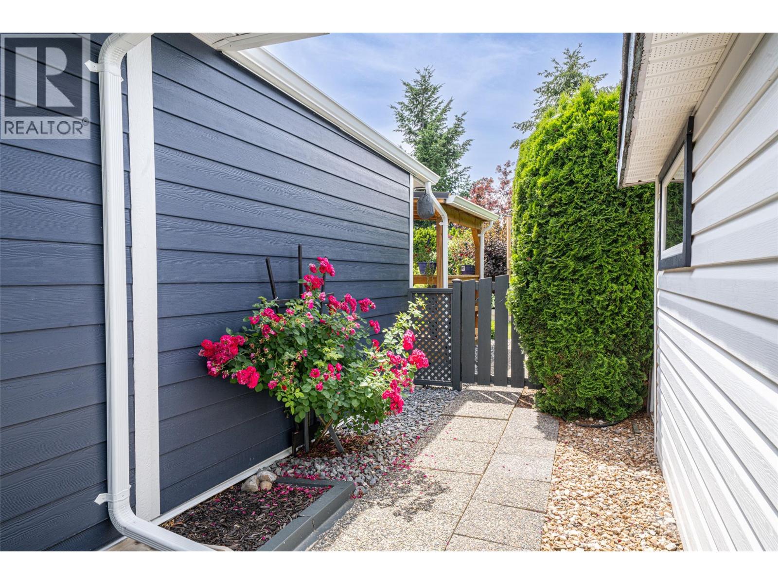 839 8th Avenue - 15